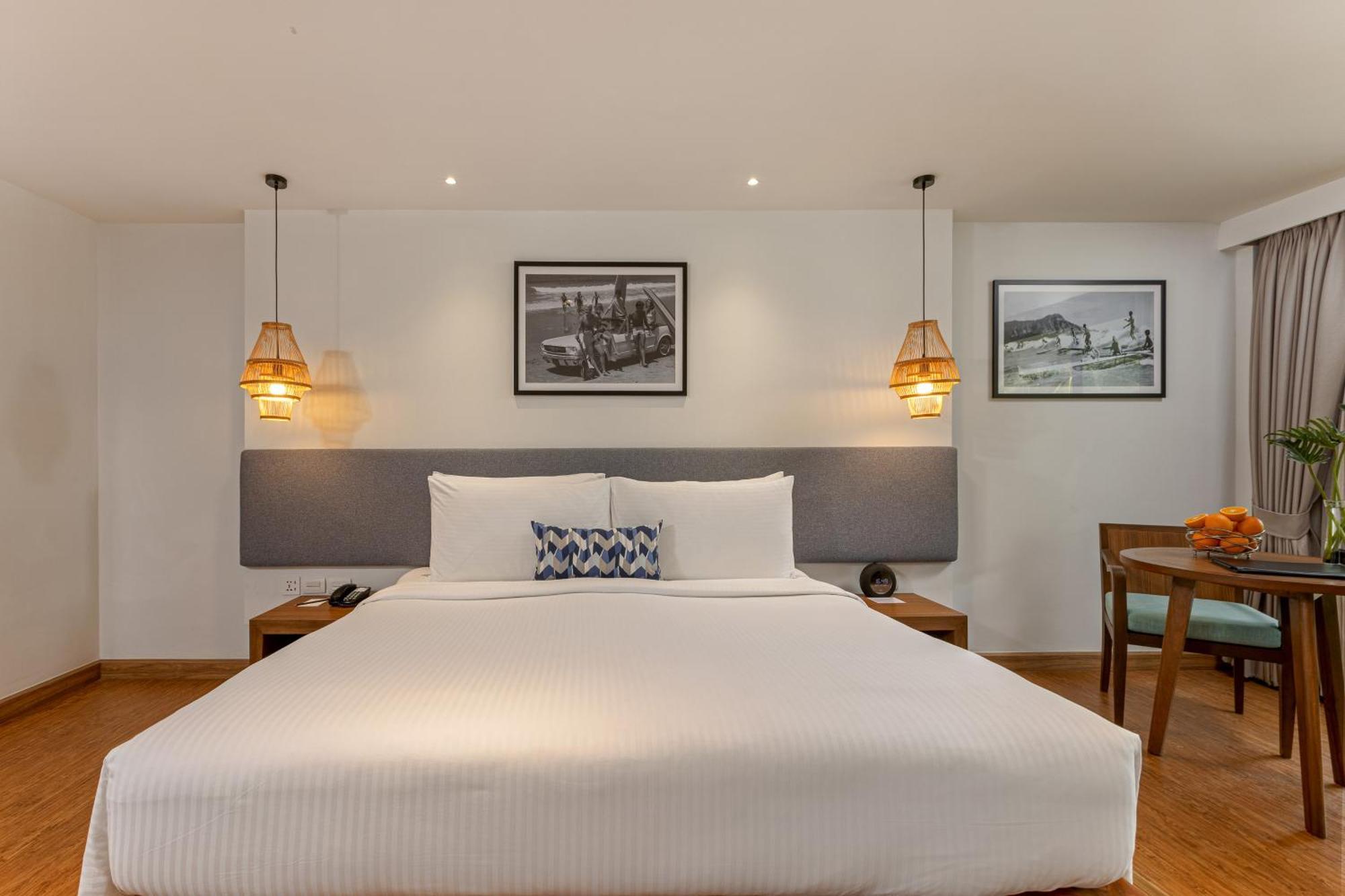 Outrigger Khao Lak Beach Resort - Sha Extra Plus חדר תמונה Deluxe Room